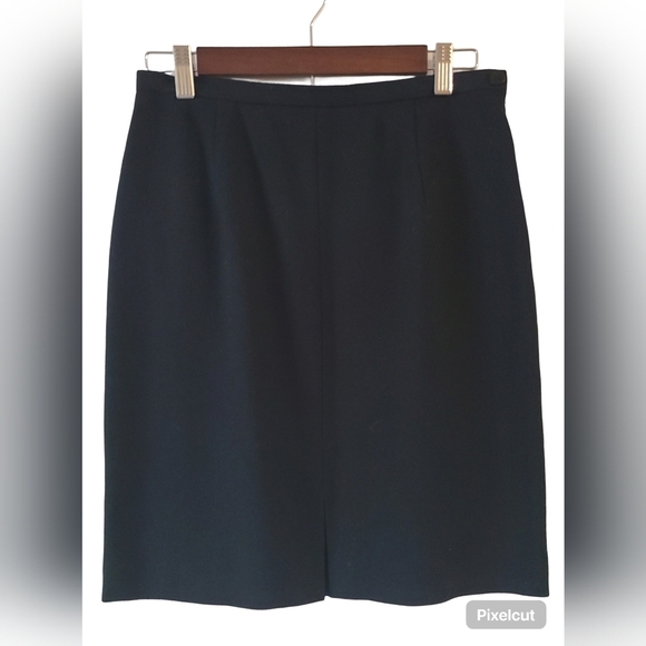Jones New York Dresses & Skirts - Jones New York 100% Wool Black Womens Skirt Size 10